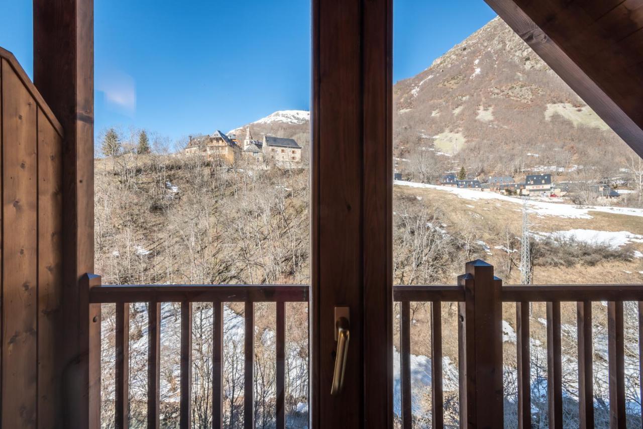 Apartamentos Snoe Mont Romies Unhola Salardu Exterior photo